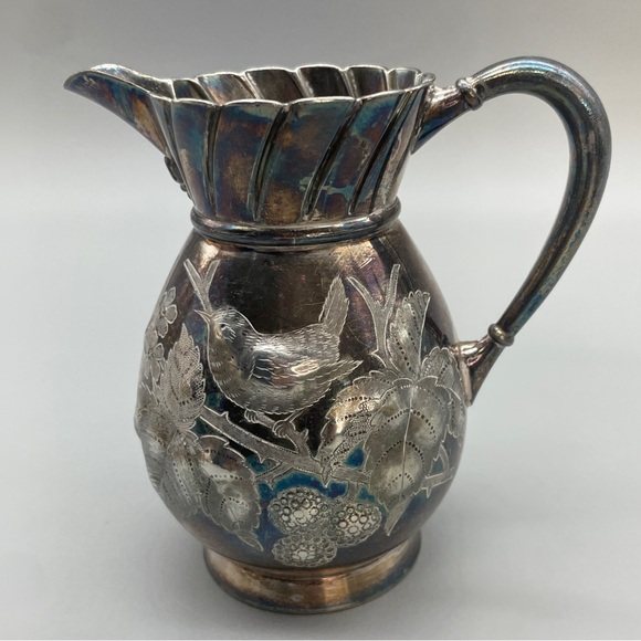 Antique Silver Creamer Meriden Britannia Company Bird Foliage Etched - Picture 5 of 15